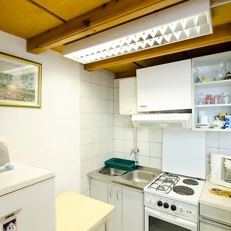 Tatjana Apartman *